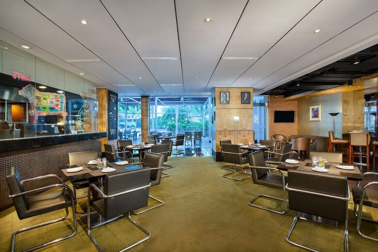 Hotel Wyndham Casablanca Jakarta