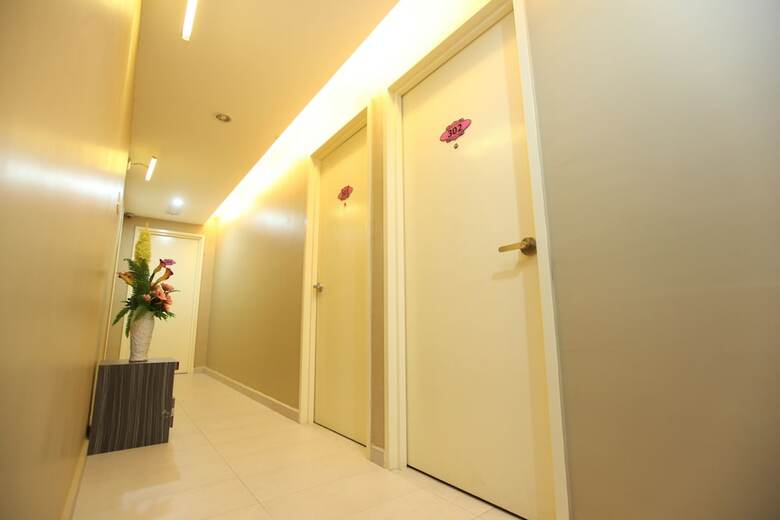 Al Huda Hotel