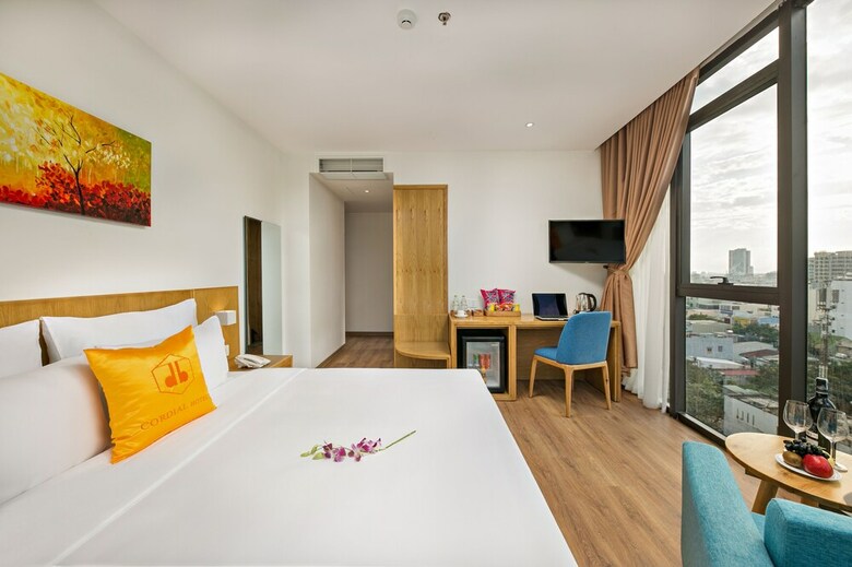 Cordial Hotel