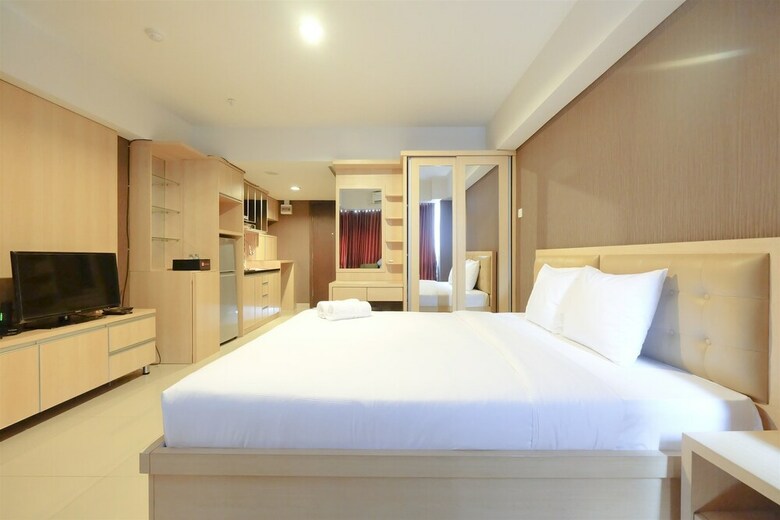 Comfortable And Modern Studio Apartment Near Cawang And Mt Haryono