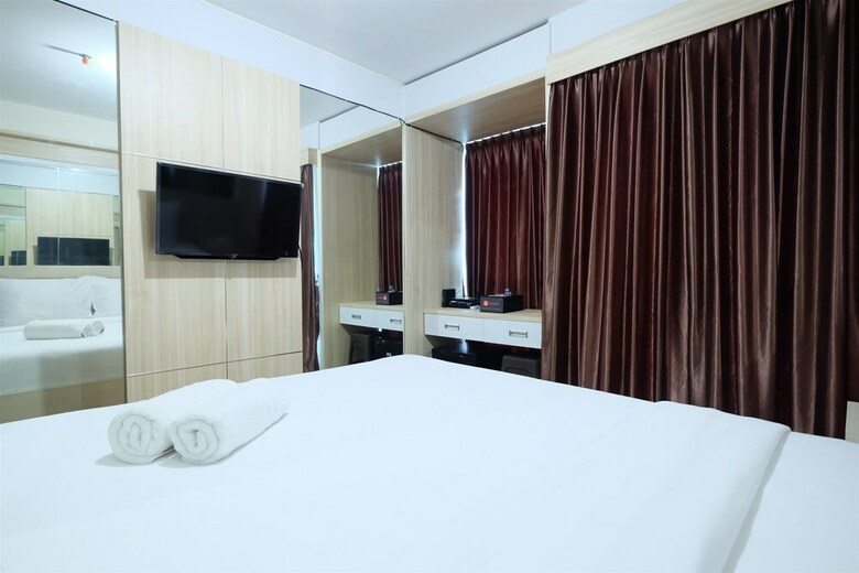 Strategic And Simple Studio Tifolia Apartment Near Kelapa Gading