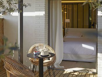 Hotel Mas Lazuli