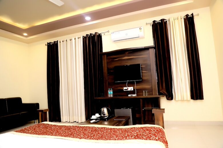 Hotel Pushkar Legacy