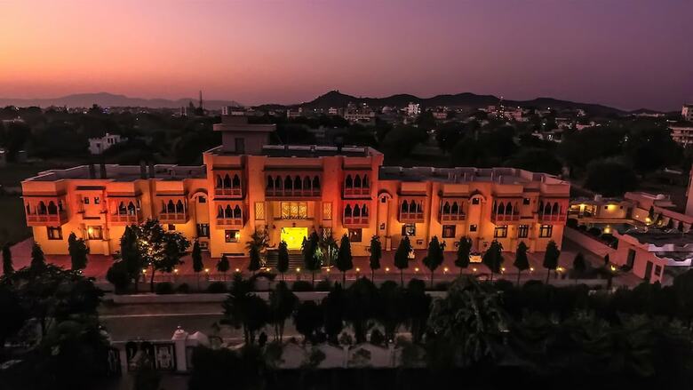 Hotel Pushkar Legacy