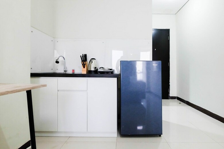 Studio Nifarro Park Apartment Near Kemang