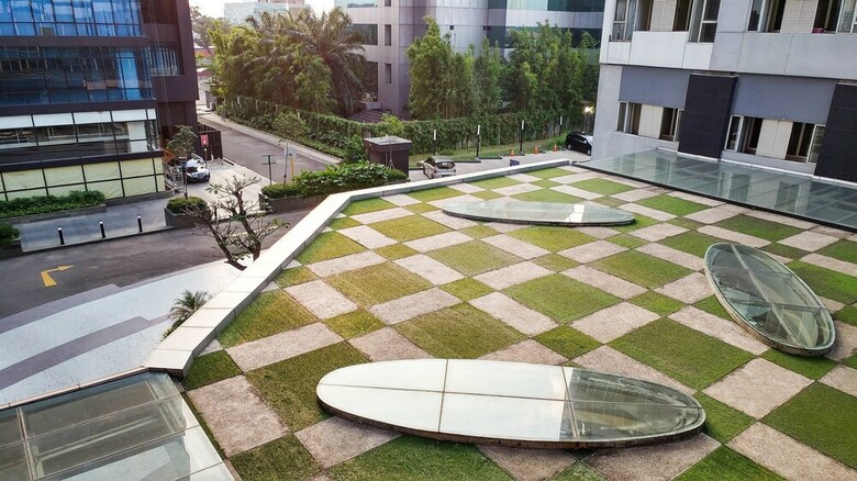 Studio Nifarro Park Apartment Near Kemang