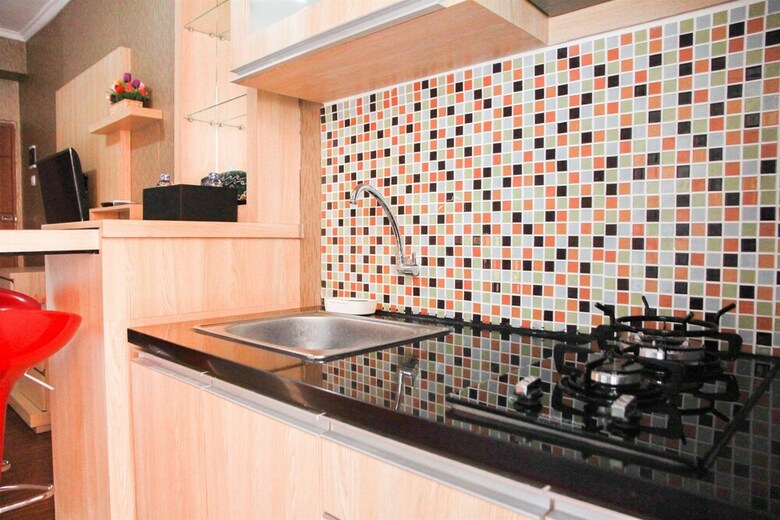 Comfortable Studio Kemang View Apartment