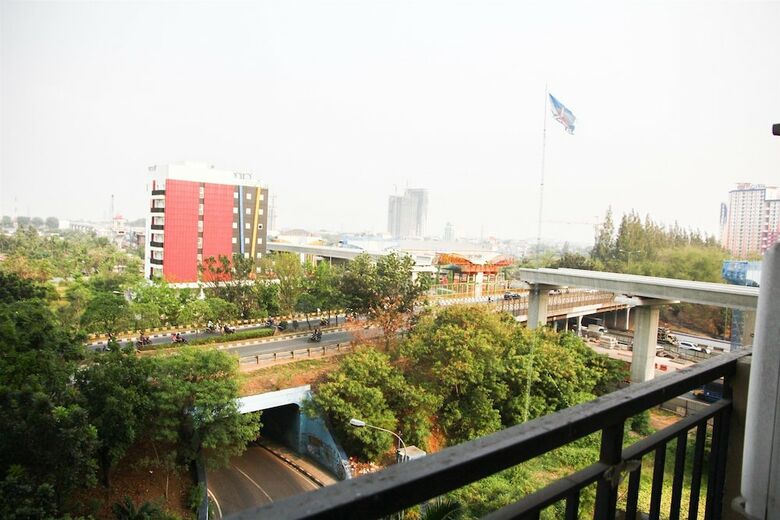 Homey 1br @ Mutiara Bekasi Apartment