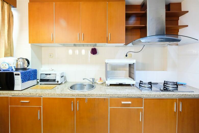 Big 2br Park Royale Apartment Near Jcc And Semanggi