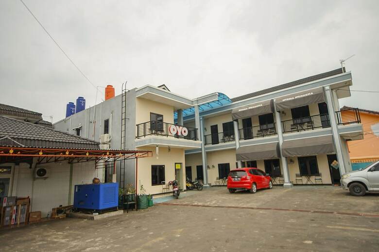 Hostal Oyo 247 Wisma Merdeka