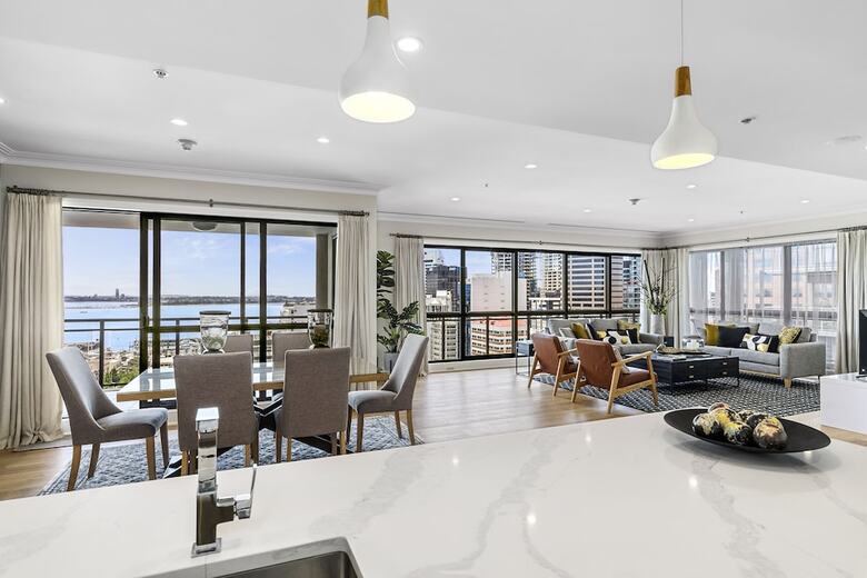 Apartamentos Zodiak's 3 Bedroom Penthouse On Nelson