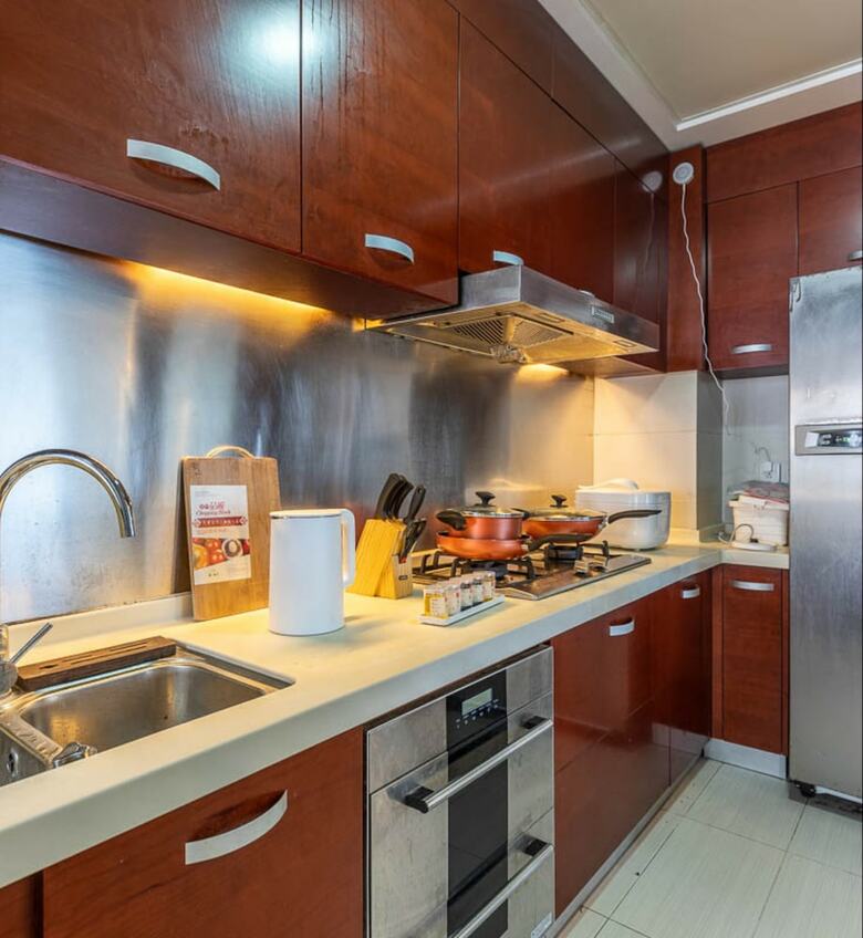 Locals Boutique Apartment Huafa Plaza.3