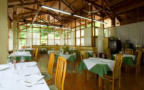 Hotel La Casona De Mestas
