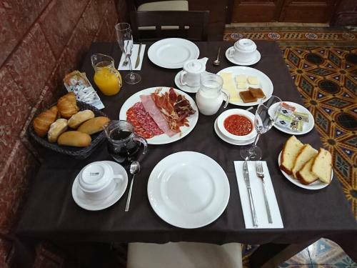 Don Felix Hotel