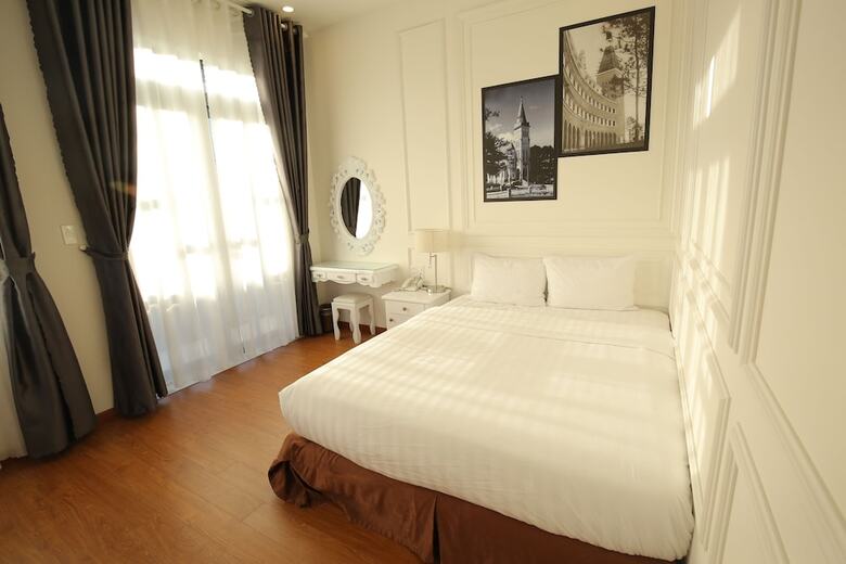 Tea Leaf Hotel 2
