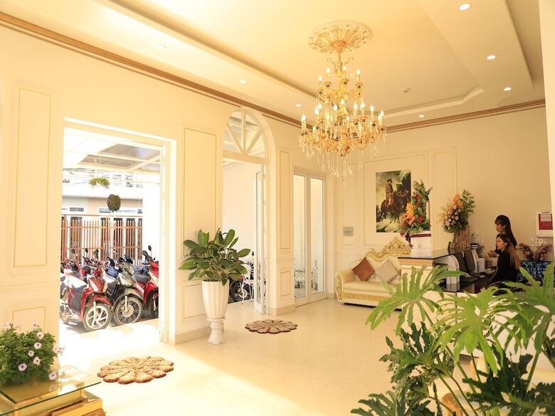 Tea Leaf Hotel 2
