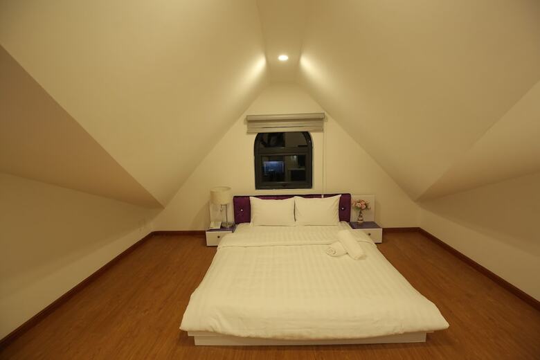 Tea Leaf Hotel 2