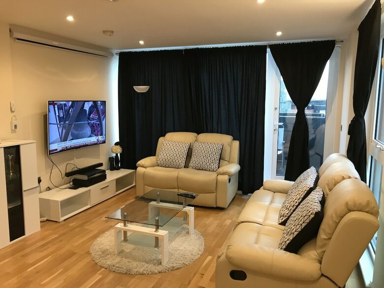 Chelmsford Service Apartment