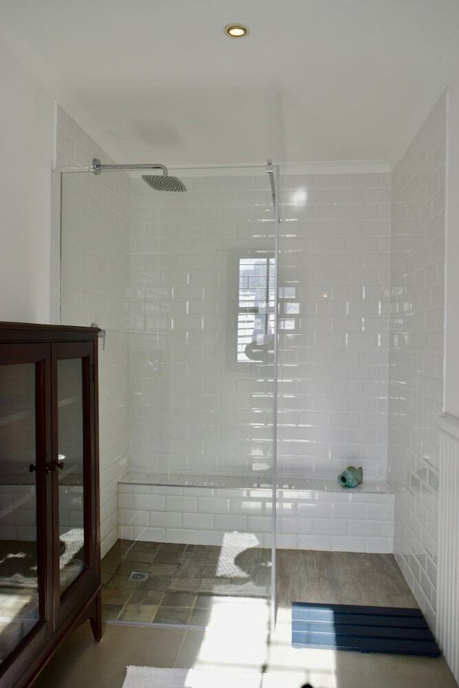 2 Bedrooms Apartment With Beautiful Views Next To Park