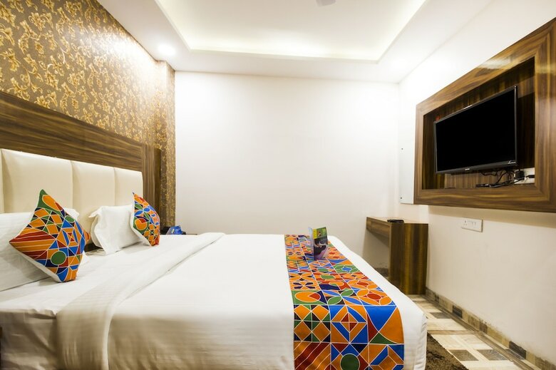 Fabhotel Olivia Suite