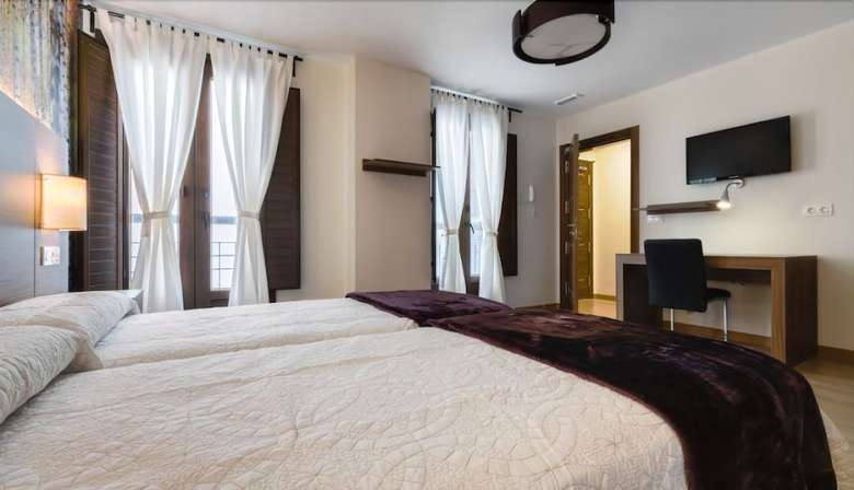 Hotel Arriola