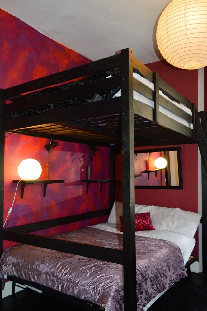 Cosy 2 Bedroom Apartment In Edinburgh