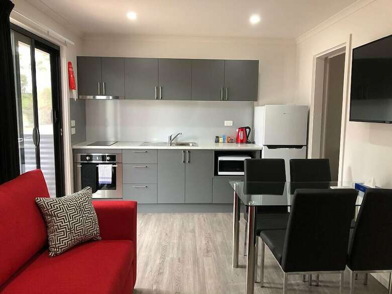Acacia Caravan Park