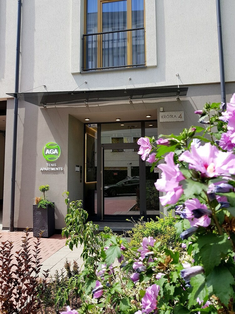 Aparthotel Aga Tenis Apartments By Radwanska