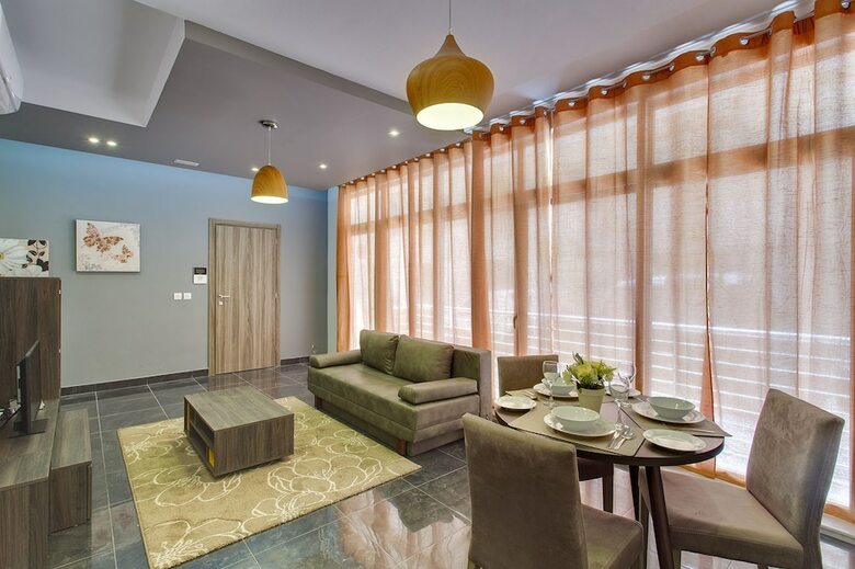 Deluxe Apartment In A Prime Location, Free Wifi