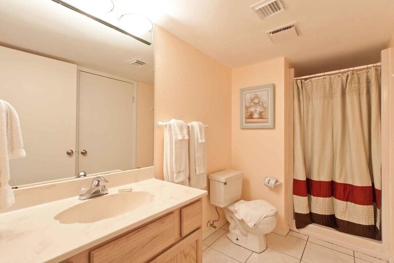 Saida I Condominium 404