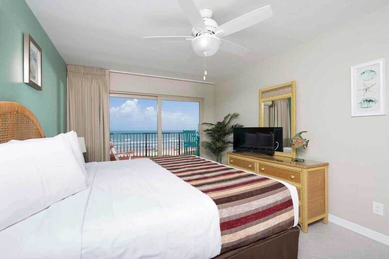 Seagull Condominium 502