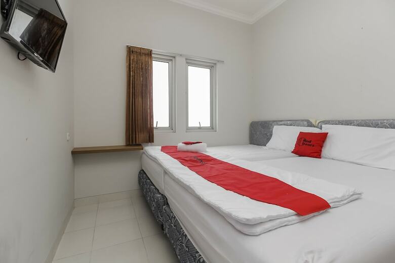 Hotel Reddoorz Near Central Park Mall