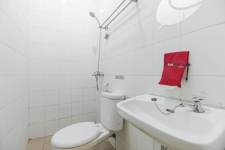 Hotel Reddoorz @ Jalan Hertasning