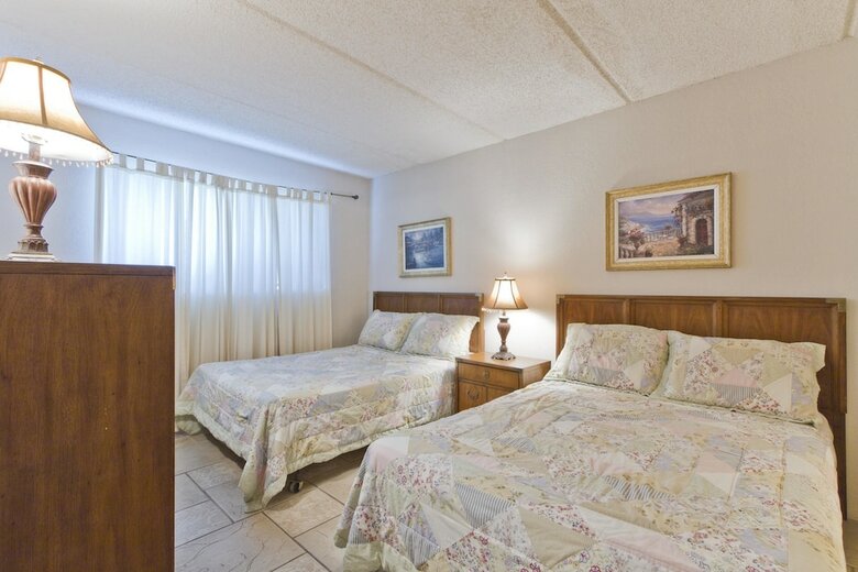 Villa Del Sol Condominium 304