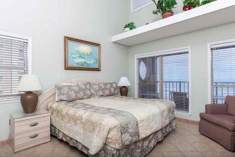 Suntide II Condominiums