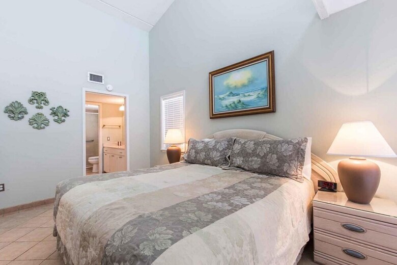Suntide II Condominiums
