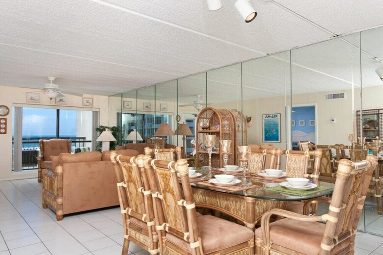 Saida III Condominium 605