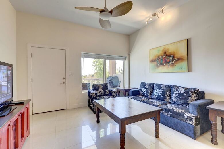 Ocean Vista 902