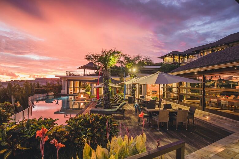Luxury Clifftop Villas Of Bali