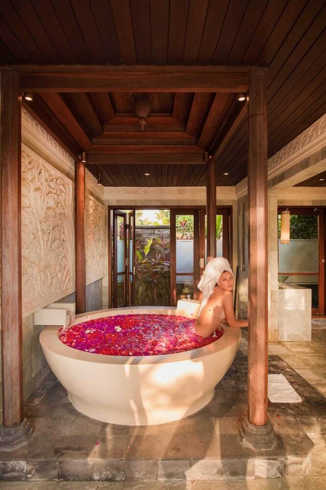 Luxury Clifftop Villas Of Bali