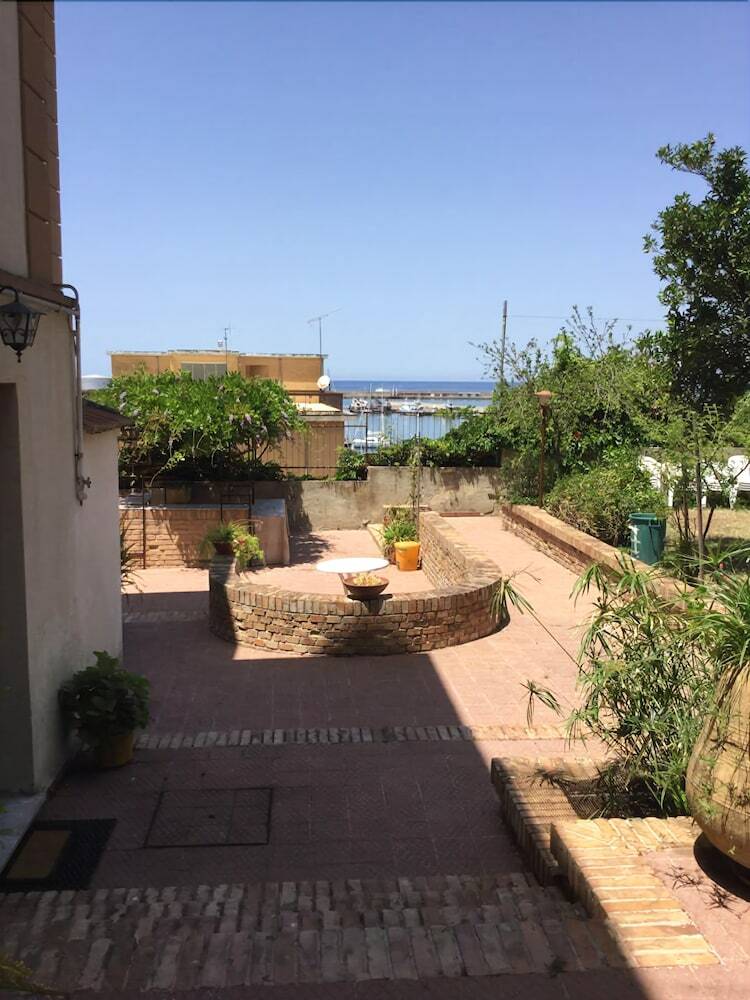 Bed & Breakfast Villa Delle Rondini