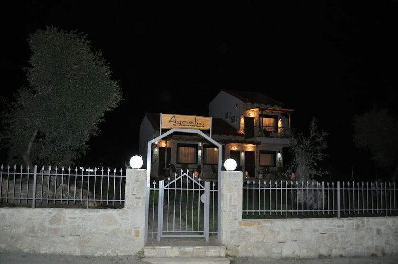 Agrielia Apartments