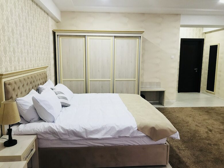 Hua Hotel