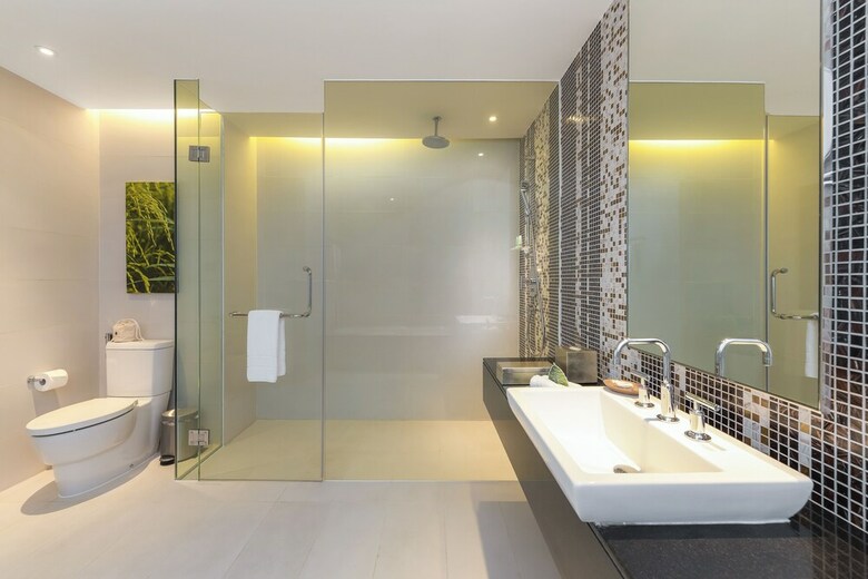 Hotel Christina's Nha Trang Costa Residences