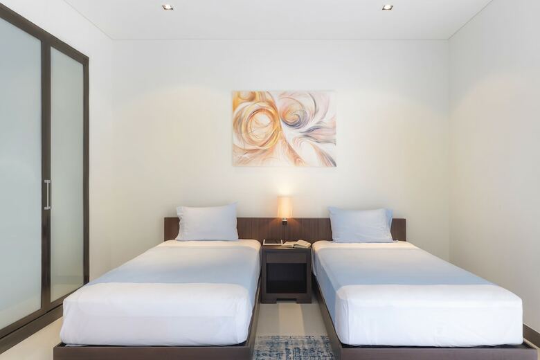 Hotel Christina's Nha Trang Costa Residences