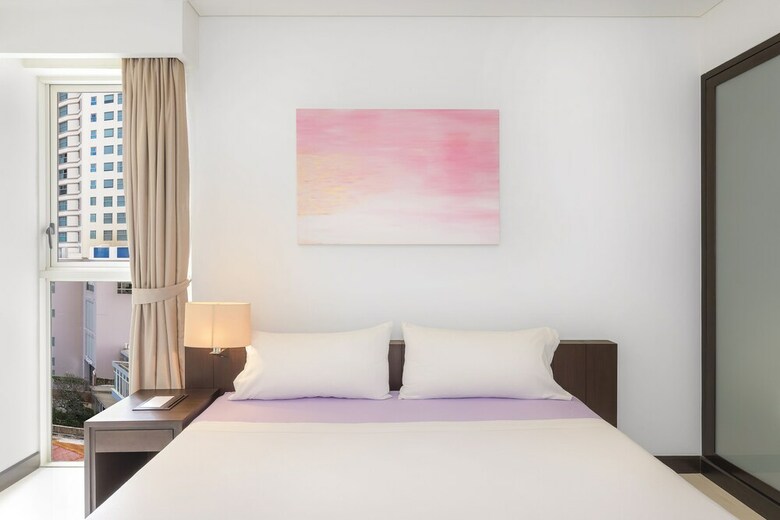 Hotel Christina's Nha Trang Costa Residences