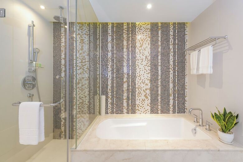 Hotel Christina's Nha Trang Costa Residences