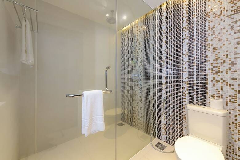 Hotel Christina's Nha Trang Costa Residences