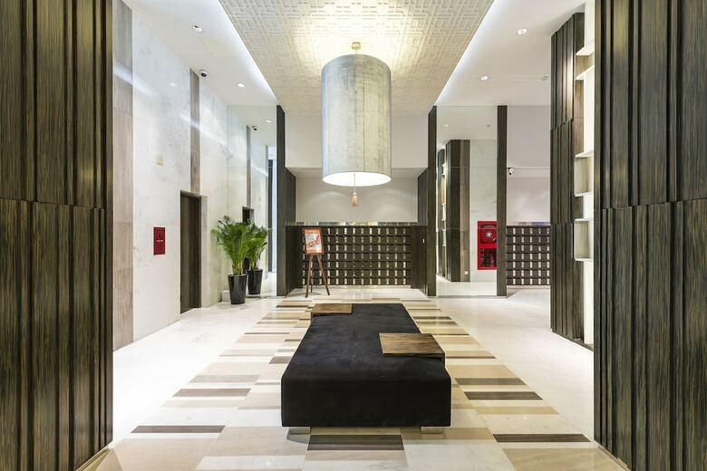 Hotel Christina's Nha Trang Costa Residences