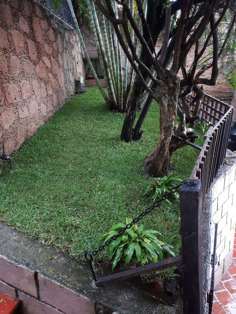 Casa Bugambilias